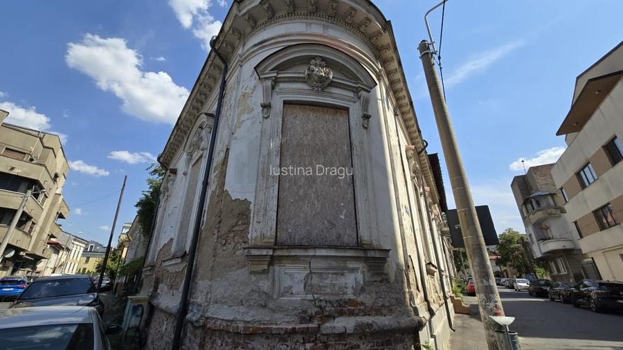 REV2004204 Vila interbelica de vanzare Unirii