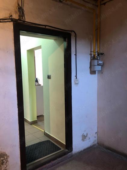 De vanzare spa?iu comercial - Arad, zona ultracentrala - 3