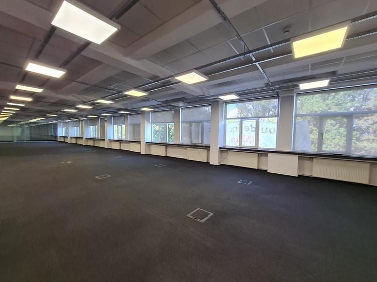 Cladire de birouri 3000 mp - 2