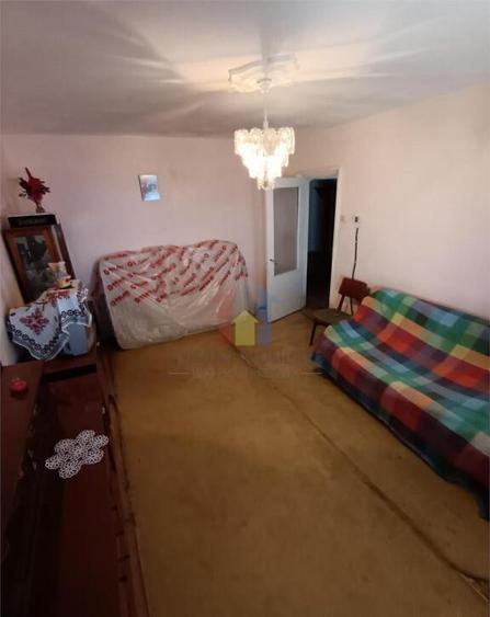 SUPER PRET! Ap 3 camere, Decomandat, zona Vidin Etaj 4/5, 70 - 2