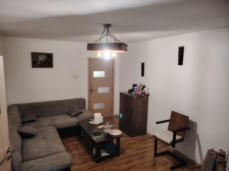 Vand apartament 3 camere Drumul Taberei - 2