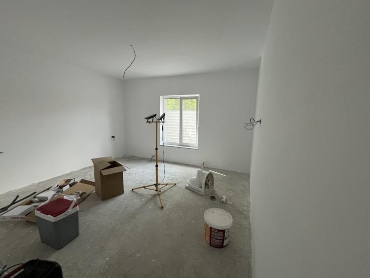 SUPEROFERTA! Casa la sol 3 camere, teren 370 mp, zona deosebita, Valu lui Traian - 5