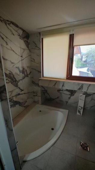 Vila cu 10 camere,pretabil compartimentare in 2 unitati separat,ASTRA. - 6