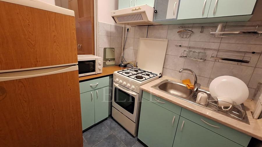 Garsoniera &icirc;n zona STRAZII OASULUI - 3