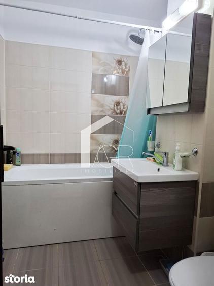 Apartament cu 2 camere, decomandat, zona Republicii - 8