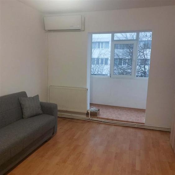 Apartament semidecomandat cu 3 camere - Mircea cel Batran - 399EUR - 4