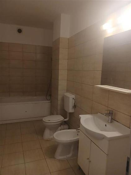 Apartament 3 camere 2 bai balcon zona Doamna Stanca - 5