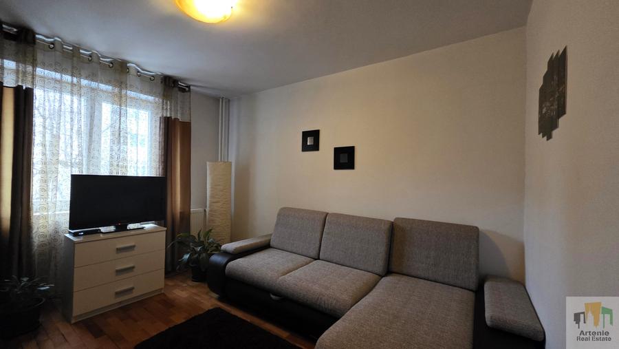 Sebastian -Rahova -4 camere bloc reabilitat etaj 3 - 7