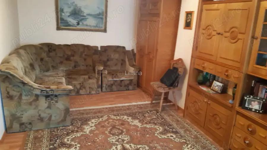 PARTICULAR inchiriez ap. 2 camere Bd. Unirii BZ PARTICULAR inchiriez ap. 2 camere Bd. Unirii BZ