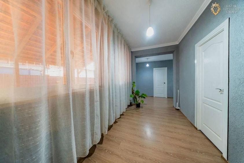 Casa de vanzare 7 camere Santana - 21