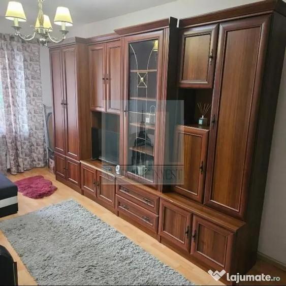 Garsonieră decomandată, mobilată în Astra