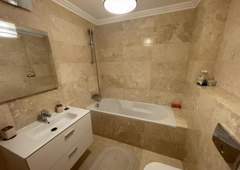 Garsoniera Central - - 3