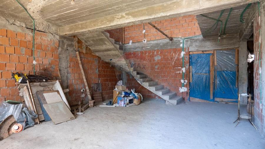 Vanzare vilă cu 5 camere Parter+Etaj, str. Magnoliei - Pantelimon - 2