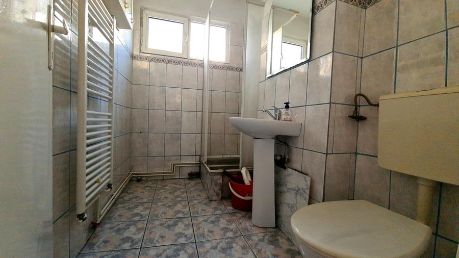 APARTAMENT SEMIDECOMANDAT - B-dul Garii - 9