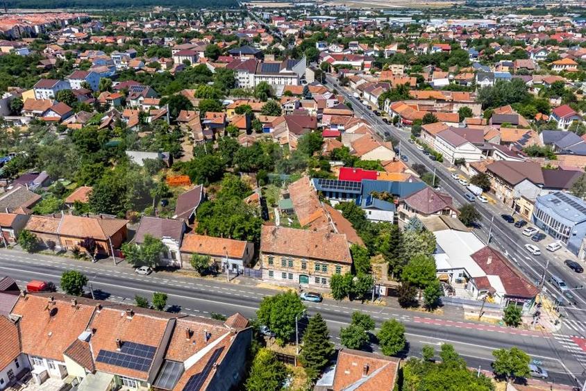Casa de vanzare, 700 mp, teren de 1015 mp, strada Andrei Saguna - 5