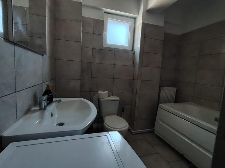 Apartament cu doua camere, decomandat, Rediu, etajul 2/3 INTABULAT - 4
