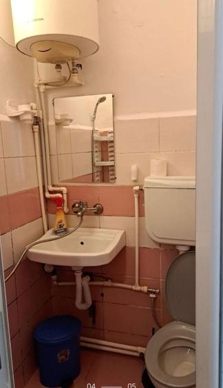 Inchiriez pe termen lung ( inclusiv vara) garsoniera la parter - 4