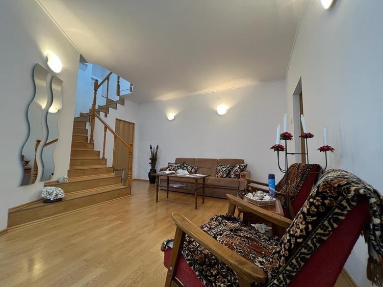 GARA-ABATOR VILA P+M, TEREN 280 MP. 7 CAMERE, 2 BAI, GARAJ, CURTE AMENAJATA - 14