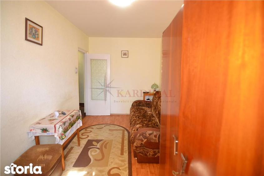 Inchiriere apartament 2 camere decomandat, etajul 2 Astra Carpatilor - 1