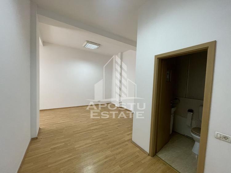 Spatiu pentru birouri, la parter, 50 mp,  Zona Telegrafului - 3