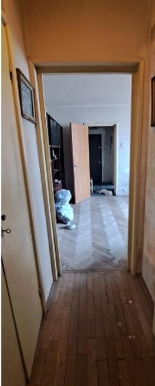 Dristor metrou Baba Novac, bl.reabilitat,balcon, debara,geam la baie,spatios. - 2