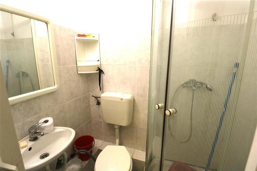 Garsoniera, zona Lipovei - 5