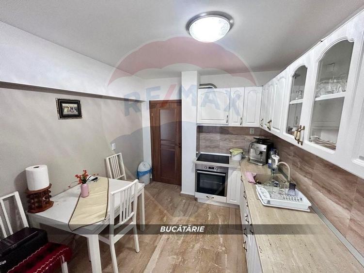 Apartament generos cu 4 camere de inchiriat- langa Hotel Mara - 2