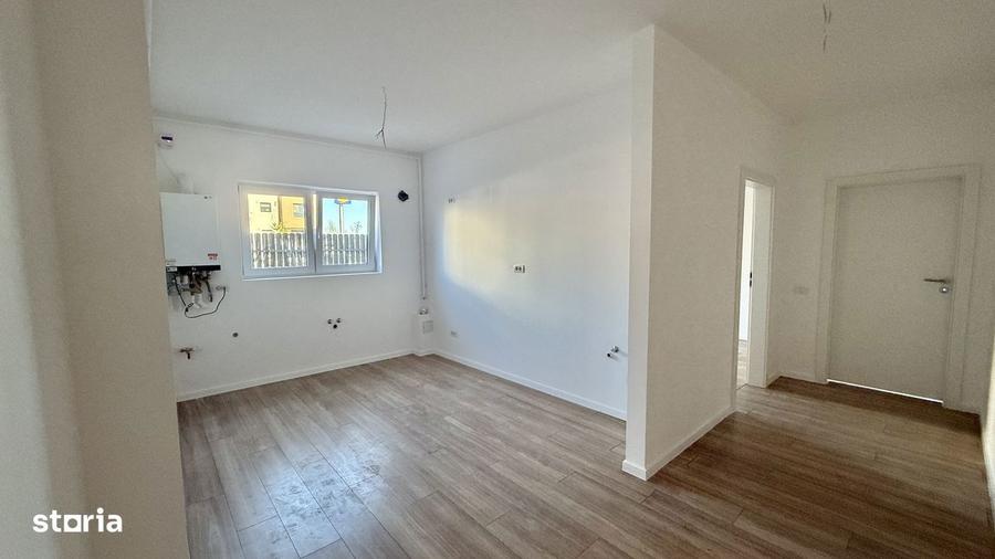 3 camere , parter cu curte proprie - 4