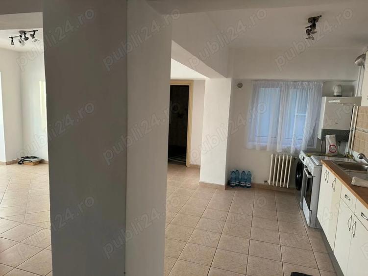 Inchiriez apartament cu 3 camere in municipiul Falticeni - 4