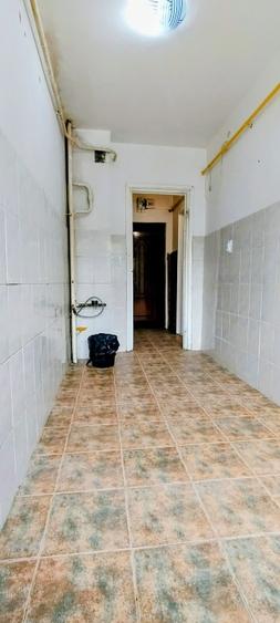 Apartament 2 camere Podu roș nicolina - 4