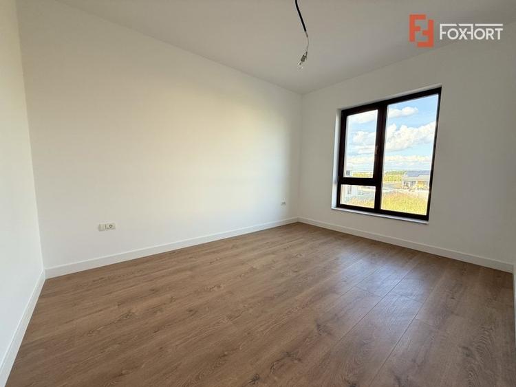 Duplex cu 5 camere de vanzare in localitatea Dumbravita - 11