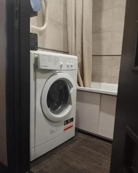 Apartament cu 3 camere de vanzare zona Drumul Sarii - 4