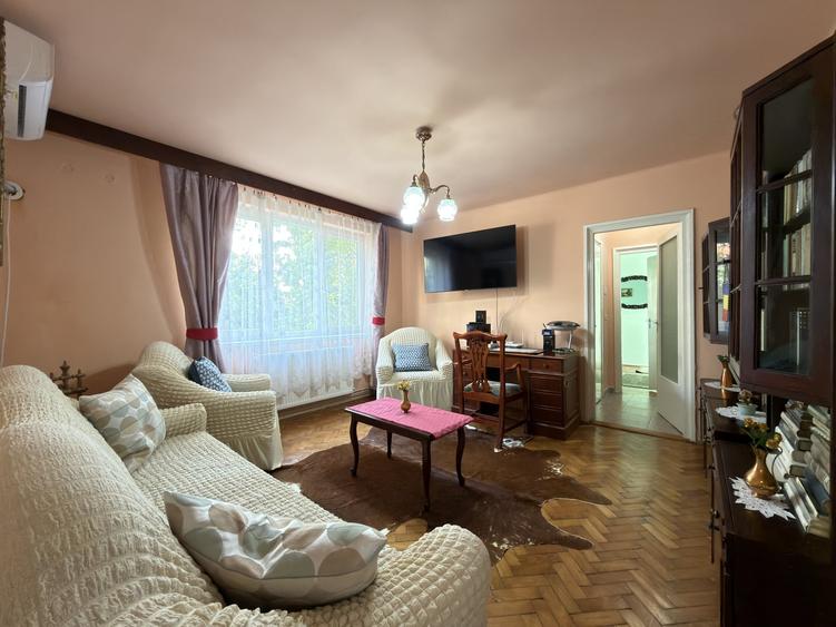 Apartament cu 2 camere semidecomandat, mobilat în Circumvalațiunii