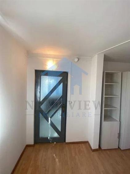 Garsoniera, Dambul Rotund - 5