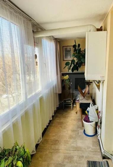 Apartament 2 camere, zona Liberta?ii - 10