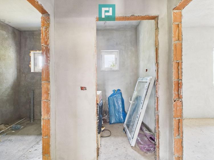 Casă individuală cu 2 camere cu Canalizare în Gai
