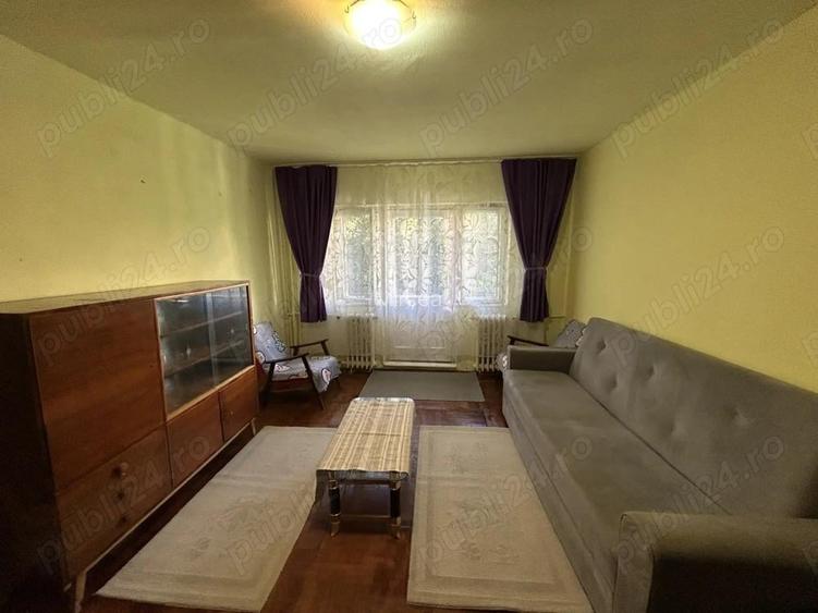 Inchiriez apart.2 cam,in Micalaca,str.Mioritei et.2 din 4.