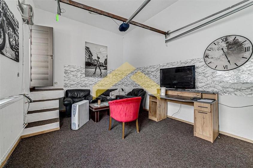 Casa de vanzare in zona centrala str. Mihai Eminescu - 12