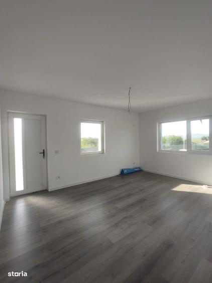 Casa individuala, INACLIRE IN PARDOSEALA, 3 camere, 400 mp teren - 4