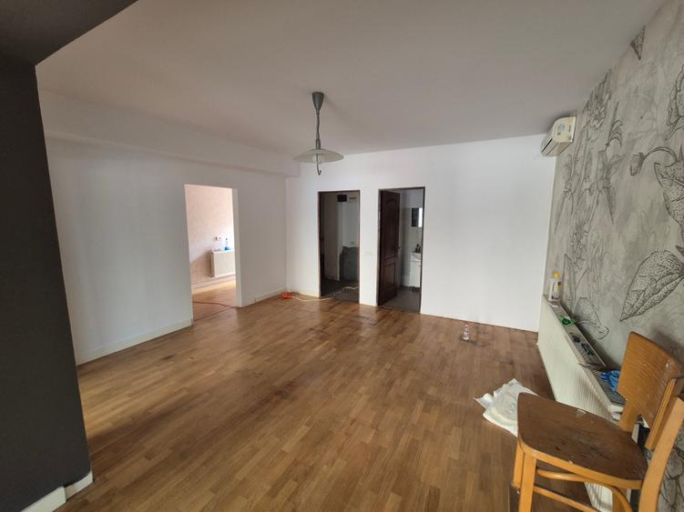 PANTELIMON - Biserica Capra - 8