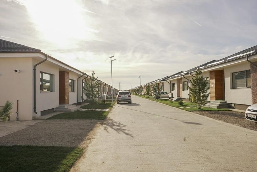 Vila individuala - Tunari - 4 camere - 2 bai - 100mp – 330 mp teren - 5