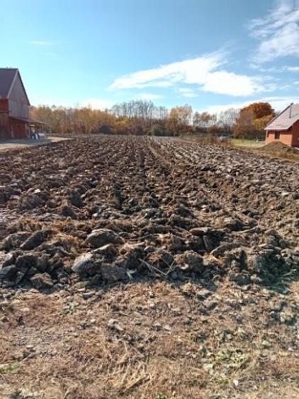 1853 mp la 14 km de Brașov în Lunca Calnicului  - 2