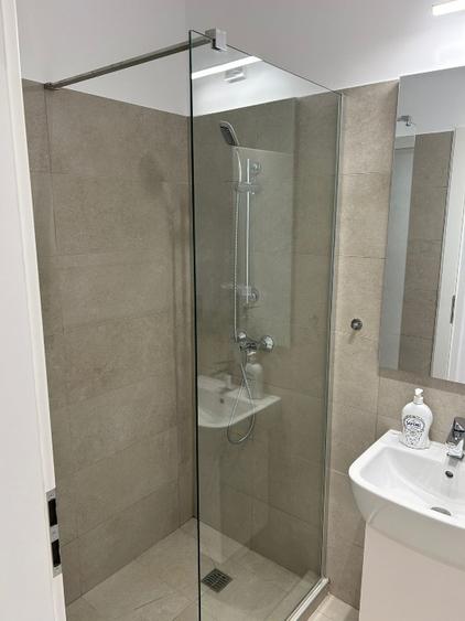 Apartament cu 3 camere decomandat, mobilat în Pantelimon