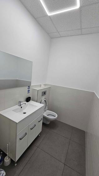 DE INCHIRIAT - Spatiu comercial ultracentral 120 mp - 6