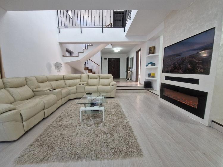 Vila amplasata pe malul lacului - 9