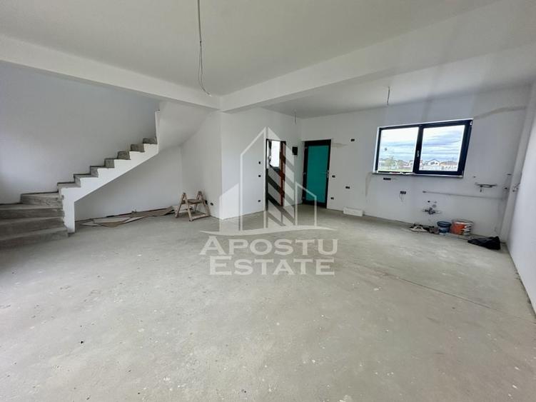 Casa insiruita cu 4 camere, la asfalt in Chisoda - 1