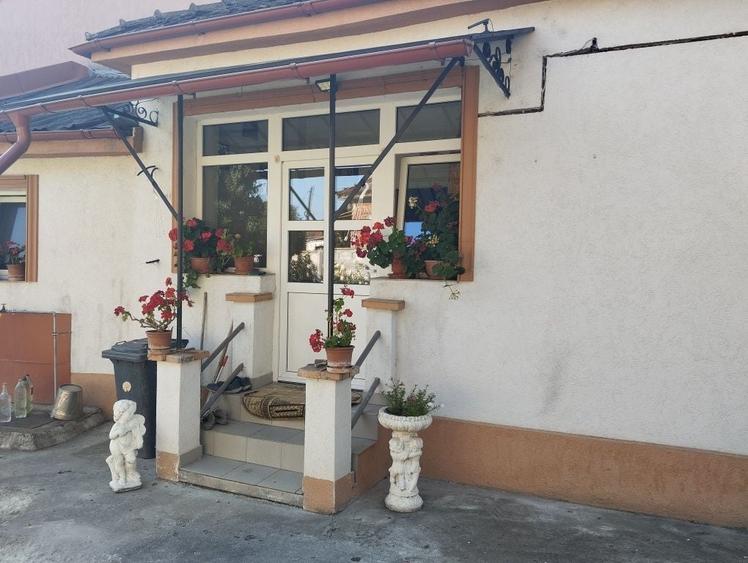 Casă cu 2 camere cu Teren 300 Mp în Aurel Vlaicu