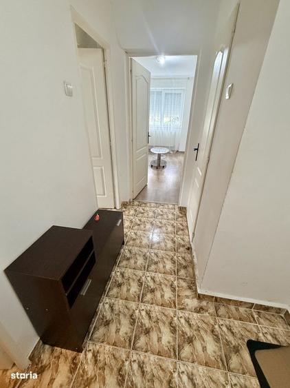 Apartament cu 2 camere semidecomandat, mobilat în Central