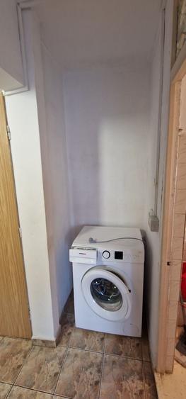 Doua camere decomandate, etajul 1. - 9