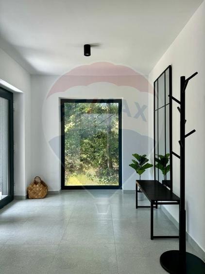 Vanzare Vila la munte - 31